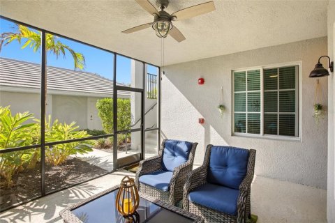 Condo in Punta Gorda, Florida, 2 bedrooms № 2093215 - photo 9