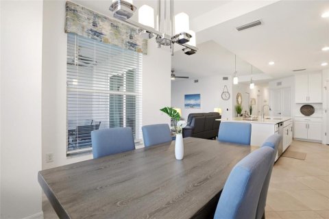 Condo in Punta Gorda, Florida, 2 bedrooms № 2093215 - photo 28
