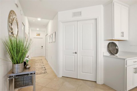 Condo in Punta Gorda, Florida, 2 bedrooms № 2093215 - photo 12