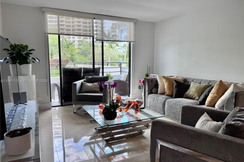 Copropriété à vendre à Hallandale Beach, Floride: 2 chambres, 130.06 m2 № 2007124 - photo 8