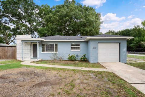 Villa ou maison à Tampa, Floride 3 chambres, 104.98 m2 № 2396025