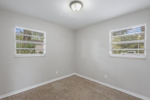 Villa ou maison à louer à Tampa, Floride: 3 chambres, 104.98 m2 № 2396025 - photo 15