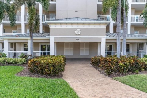 Condominio en venta en Seminole, Florida, 2 dormitorios, 139.35 m2 № 1822698 - foto 1