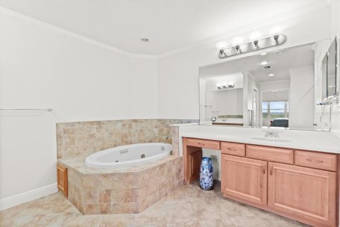 Condominio en venta en Seminole, Florida, 2 dormitorios, 139.35 m2 № 1822698 - foto 12