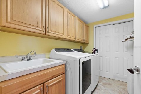 Condominio en venta en Seminole, Florida, 2 dormitorios, 139.35 m2 № 1822698 - foto 18
