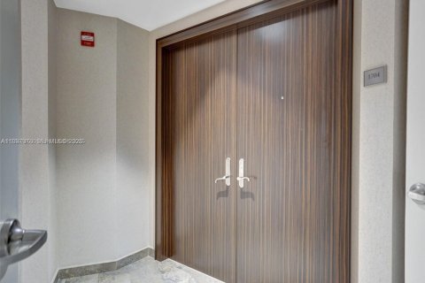 Купить кондоминиум в Санни-Айлс-Бич, Флорида 2 спальни, 175.21м2, № 1995745 - фото 11