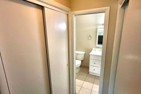 Condo in Kissimmee, Florida, 3 bedrooms  № 1747482 - photo 14