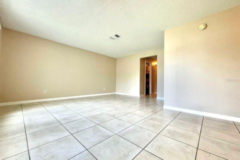 Condo in Kissimmee, Florida, 3 bedrooms  № 1747482 - photo 9