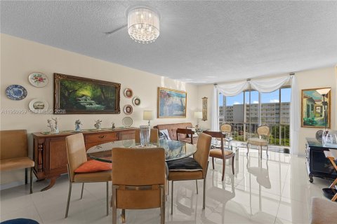 Copropriété à vendre à Aventura, Floride: 1 chambre № 2007077 - photo 5