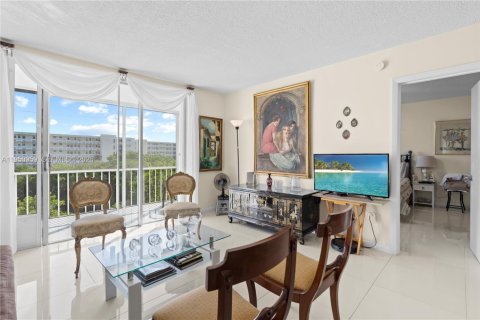 Copropriété à vendre à Aventura, Floride: 1 chambre № 2007077 - photo 10