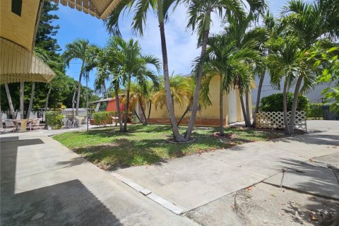 Casa en alquiler en Hollywood, Florida, 2 dormitorios, 79.71 m2 № 2009961 - foto 22