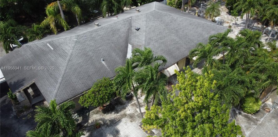 Casa en Hollywood, Florida 2 dormitorios, 79.71 m2 № 2009961