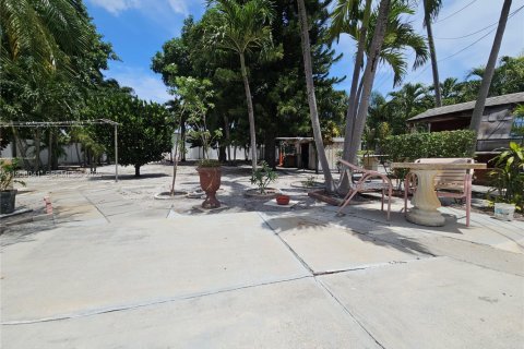 Casa en alquiler en Hollywood, Florida, 2 dormitorios, 79.71 m2 № 2009961 - foto 24