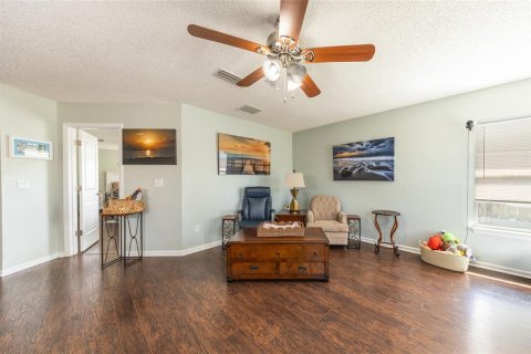Villa ou maison à vendre à Palm Coast, Floride: 4 chambres, 267.84 m2 № 2339593 - photo 9