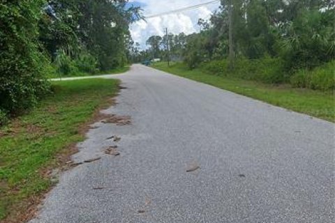 Land in North Port, Florida № 2232736 - photo 3