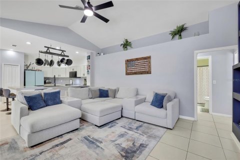House in Odessa, Florida 4 bedrooms, 256.87 sq.m. № 2092029 - photo 14