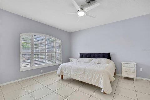 House in Odessa, Florida 4 bedrooms, 256.87 sq.m. № 2092029 - photo 16