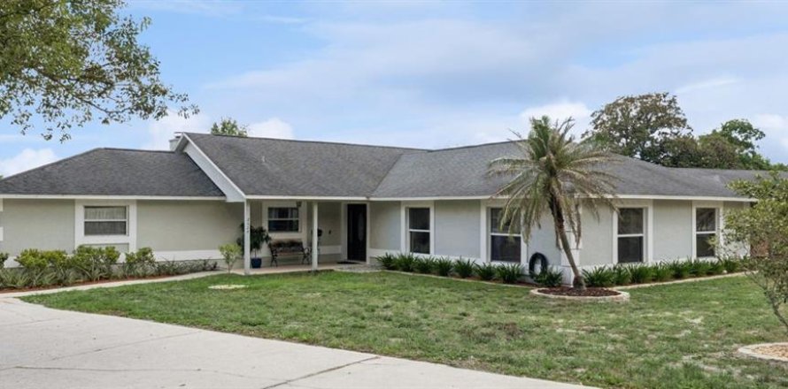 Casa en Maitland, Florida 3 dormitorios, 182 m2 № 2152349