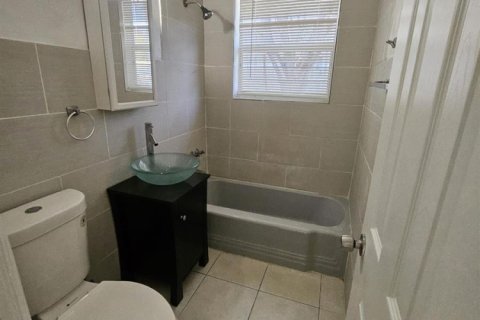 Apartamento en alquiler en North Miami Beach, Florida, 1 dormitorio, 46.64 m2 № 2085025 - foto 3
