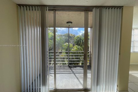 Купить кондоминиум в Дейви, Флорида 2 спальни, 89.65м2, № 1962237 - фото 3