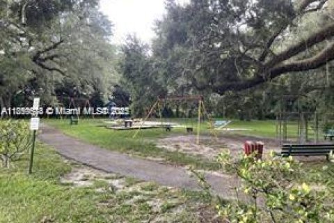 Купить кондоминиум в Дейви, Флорида 2 спальни, 89.65м2, № 1962237 - фото 29