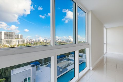Copropriété à vendre à Miami, Floride: 3 chambres, 146.6 m2 № 1977056 - photo 13