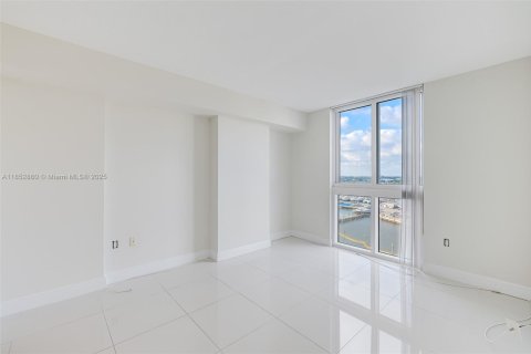 Copropriété à vendre à Miami, Floride: 3 chambres, 146.6 m2 № 1977056 - photo 29