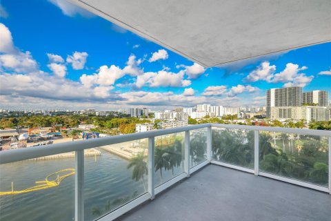 Copropriété à vendre à Miami, Floride: 3 chambres, 146.6 m2 № 1977056 - photo 16