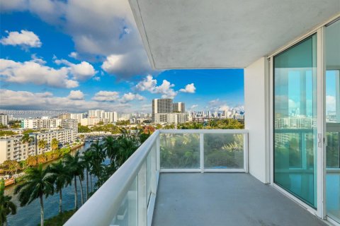 Copropriété à vendre à Miami, Floride: 3 chambres, 146.6 m2 № 1977056 - photo 15