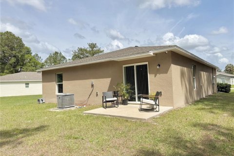 House in Crescent City, Florida 3 bedrooms, 117.34 sq.m. № 2166556 - photo 3