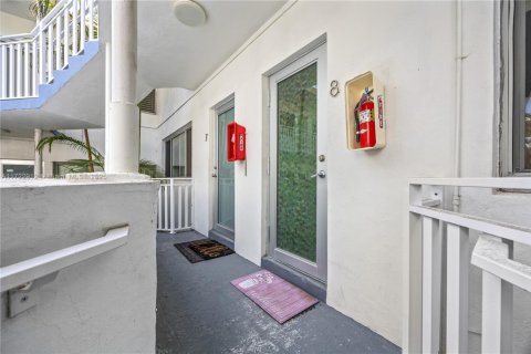 Condominio en venta en Miami Beach, Florida, 1 dormitorio, 42.18 m2 № 1937960 - foto 18