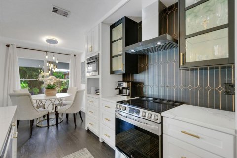 Casa en venta en Sarasota, Florida, 3 dormitorios, 146.6 m2 № 1850303 - foto 15
