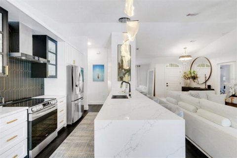 Casa en venta en Sarasota, Florida, 3 dormitorios, 146.6 m2 № 1850303 - foto 11