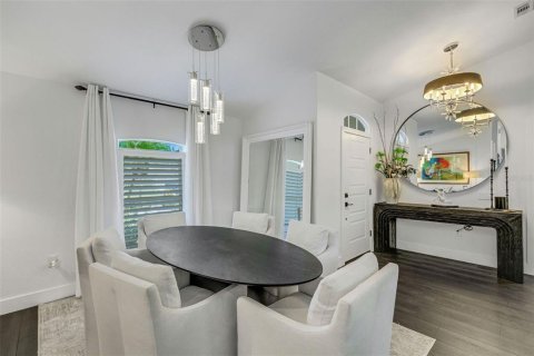 Casa en venta en Sarasota, Florida, 3 dormitorios, 146.6 m2 № 1850303 - foto 5