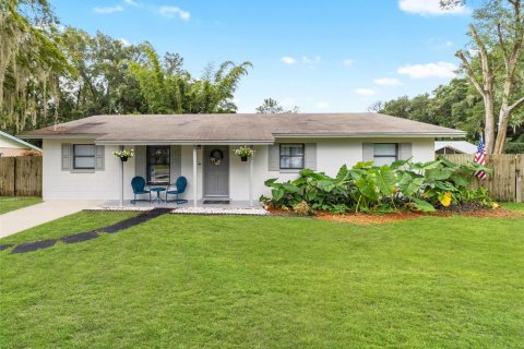 Casa en alquiler en Ocala, Florida, 4 dormitorios, 115.2 m2 № 1785924 - foto 1
