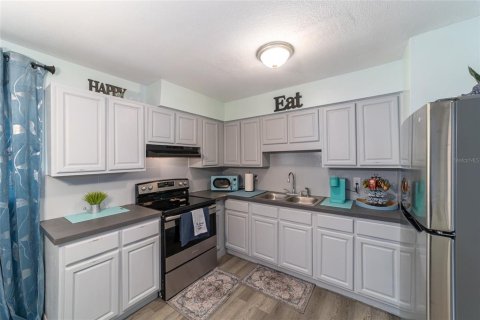 Casa en alquiler en Ocala, Florida, 4 dormitorios, 115.2 m2 № 1785924 - foto 6