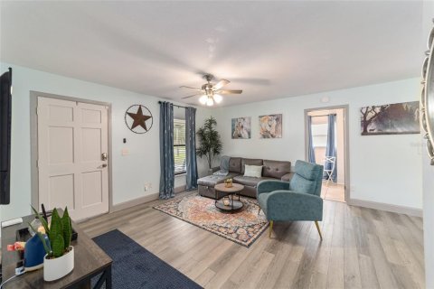 Casa en alquiler en Ocala, Florida, 4 dormitorios, 115.2 m2 № 1785924 - foto 4