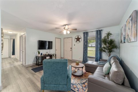 Casa en alquiler en Ocala, Florida, 4 dormitorios, 115.2 m2 № 1785924 - foto 9