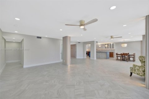 Copropriété à vendre à Fort Lauderdale, Floride: 3 chambres, 230.4 m2 № 2025566 - photo 21