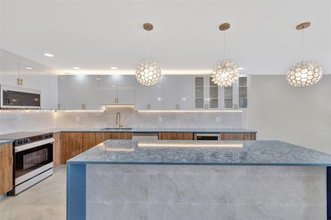 Copropriété à vendre à Fort Lauderdale, Floride: 3 chambres, 230.4 m2 № 2025566 - photo 12