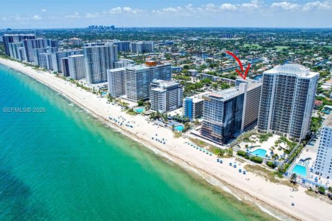 Copropriété à vendre à Fort Lauderdale, Floride: 3 chambres, 230.4 m2 № 2025566 - photo 2