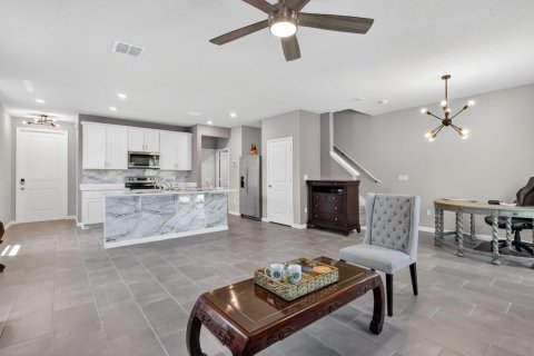 Townhouse in Jensen Beach, Florida 3 bedrooms, 167.6 sq.m. № 2175430 - photo 5
