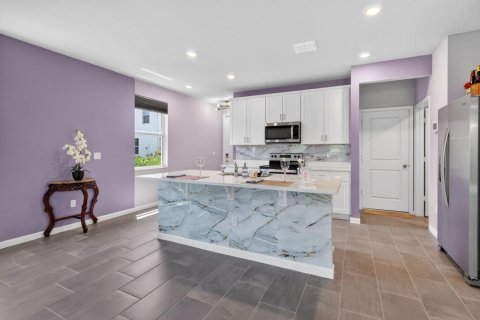 Townhouse in Jensen Beach, Florida 3 bedrooms, 167.6 sq.m. № 2175430 - photo 14