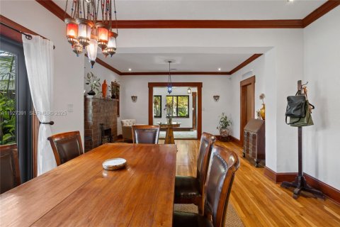 Купить виллу или дом в Майами, Флорида 4 спальни, 213.68м2, № 1988955 - фото 19