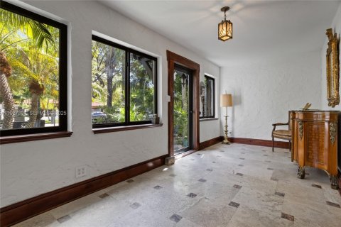 Купить виллу или дом в Майами, Флорида 4 спальни, 213.68м2, № 1988955 - фото 11