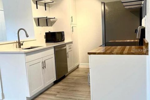 Copropriété à vendre à Saint Petersburg, Floride: 1 chambre, 67.73 m2 № 2369072 - photo 4