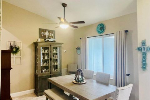 House in Port St. Lucie, Florida 4 bedrooms, 195.19 sq.m. № 2084178 - photo 14