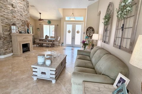 House in Port St. Lucie, Florida 4 bedrooms, 195.19 sq.m. № 2084178 - photo 16