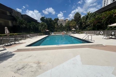 Condominio en alquiler en Miami, Florida, 1 dormitorio, 74.97 m2 № 1896426 - foto 9