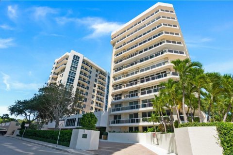 Condo in West Palm Beach, Florida, 1 bedroom  № 1136405 - photo 1